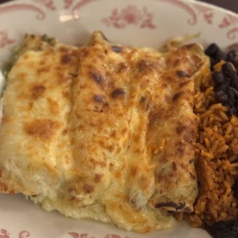 El Camino - Chicken enchiladas - Mexican Near Me - Boca Raton, Florida El Camino - Chicken enchiladas - Mexican Near Me - Boca Raton, Florida