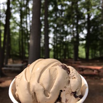 Hodgie's Ice Cream - Great variety of flavors! Kahlua Brownie & a large outdoor sitting area - Ice Cream & Frozen Yogurt Near Me - Amesbury, Massachusetts Hodgie's Ice Cream - Great variety of flavors! Kahlua Brownie & a large outdoor sitting area - Ice Cream & Frozen Yogurt Near Me - Amesbury, Massachusetts