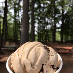 Hodgie's Ice Cream - Great variety of flavors! Kahlua Brownie & a large outdoor sitting area