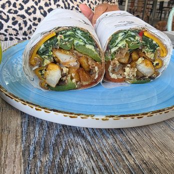 Wild Oak Cafe - Breakfast burrito w/hash browns - Cafes Near Me - Glendale, California Wild Oak Cafe - Breakfast burrito w/hash browns - Cafes Near Me - Glendale, California