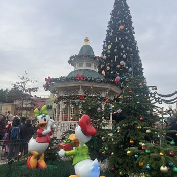 Disneyland Paris - Amusement Parks Near Me Disneyland Paris - Amusement Parks Near Me