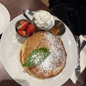 Friedman's - Lemon Ricotta Pancakes (GF) - New American Near Me - New York, New York