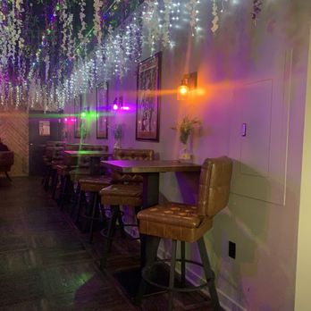 Derby Reserve - Spring time at Derby's - Bars Near Me - York, Pennsylvania