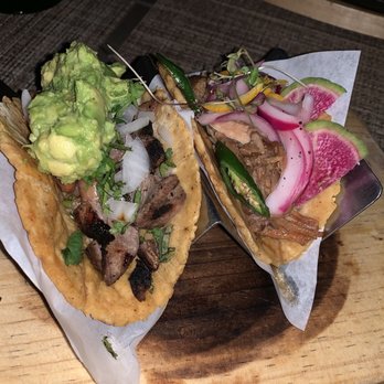 Ajenjo - Skirt steak taco and duck confit taco - French Near Me - Rosarito, BCN Ajenjo - Skirt steak taco and duck confit taco - French Near Me - Rosarito, BCN
