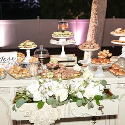 Our beautiful sweet table for our outdoor wedding from Viola's Kitchen