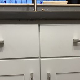 Poor alignment on drawer Poor alignment on drawer