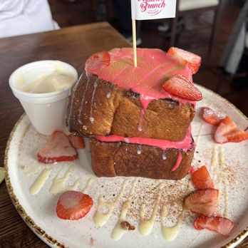 Madres Brunch - Breakfast & Brunch Near Me - Bellflower, California