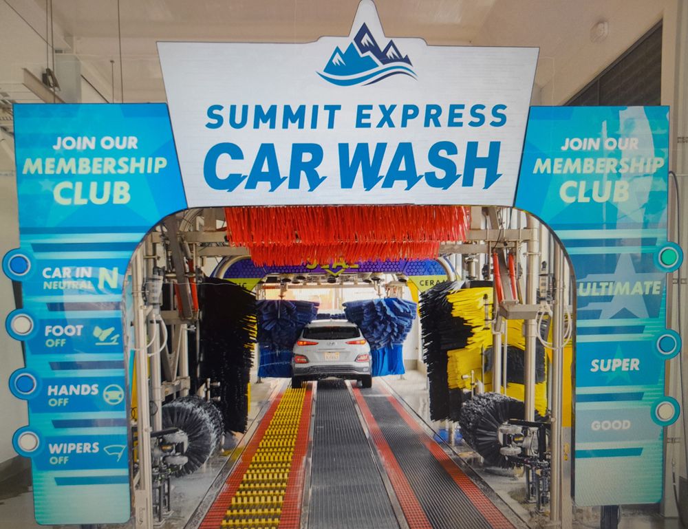 SUMMIT EXPRESS CAR WASH Updated August 2024 21 Photos 1041 W