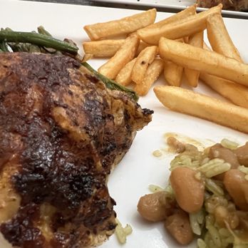 Canastas Chicken - Chicken, green beans, rice and beans and fries - Peruvian Near Me - Wake Forest, North Carolina Canastas Chicken - Chicken, green beans, rice and beans and fries - Peruvian Near Me - Wake Forest, North Carolina