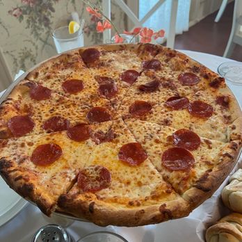 Lamberto’s Brandon House Bistro - Pepperoni Pizza - Italian Near Me - Columbus, Texas