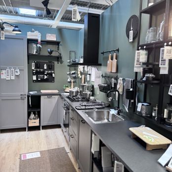 IKEA - Furniture Stores Near Me - Montpellier, 34