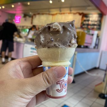Double Rainbow Cafe - Rocky Road - Ice Cream & Frozen Yogurt Near Me - Benicia, California Double Rainbow Cafe - Rocky Road - Ice Cream & Frozen Yogurt Near Me - Benicia, California