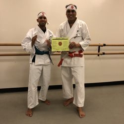 Ronin Kai Karate - Getting the green belt!