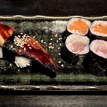 Sushi Karen - Unagi (fresh water eel) nigiri and cut rolls (salmon and yellowtail) - Sushi Bars Near Me - Pasadena, California Sushi Karen - Unagi (fresh water eel) nigiri and cut rolls (salmon and yellowtail) - Sushi Bars Near Me - Pasadena, California