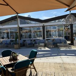 Blue Lagoon - Restaurant