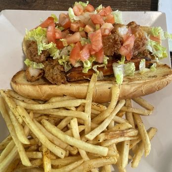 Golden Rule Seafood - Shrimp & Oyster Po Boy - Seafood Markets Near Me - Miami, Florida