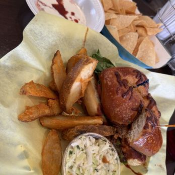 Catalina Fish Kitchen - Hawaiian Ono Sandwich - Seafood Near Me - Costa Mesa, California Catalina Fish Kitchen - Hawaiian Ono Sandwich - Seafood Near Me - Costa Mesa, California