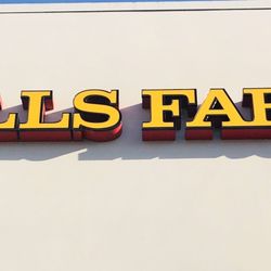 Wells Fargo Bank - I hate a page without a photo.