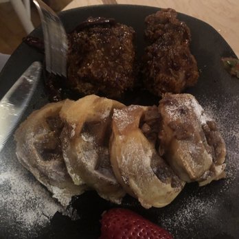Taste Bar + Kitchen - General Tso's chicken and pecan praline waffles - Cocktail Bars Near Me - Houston, Texas