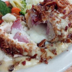 El Paraiso Restaurant - Chicken cordon bleu