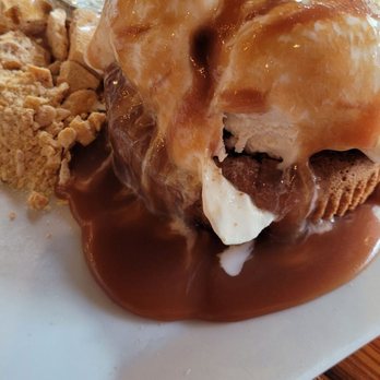 Dark Horse Restaurant - Blondie - American Near Me - Riverhead, New York
