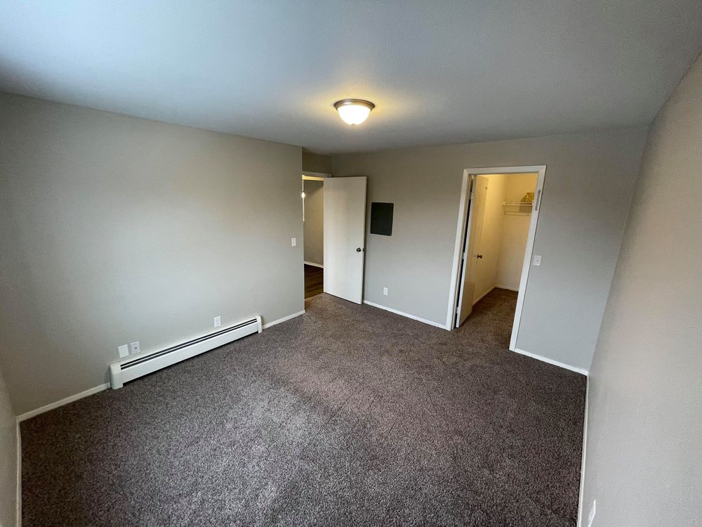 APPLE TREE APARTMENTS Updated October 2024 42 Photos 44 Ida Red