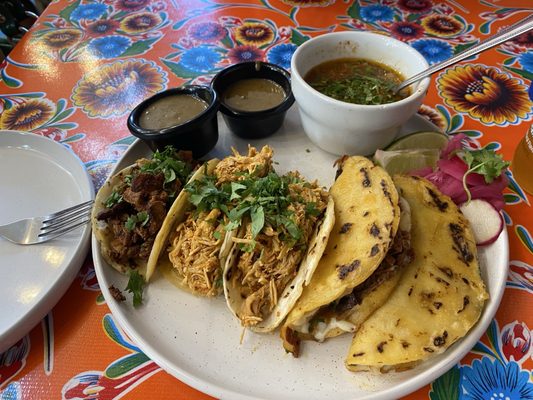 Tacos El Lago by null