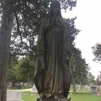 Oakland Cemetery - Grave site - Funeral Services & Cemeteries Near Me - Fort Dodge, Iowa Oakland Cemetery - Grave site - Funeral Services & Cemeteries Near Me - Fort Dodge, Iowa
