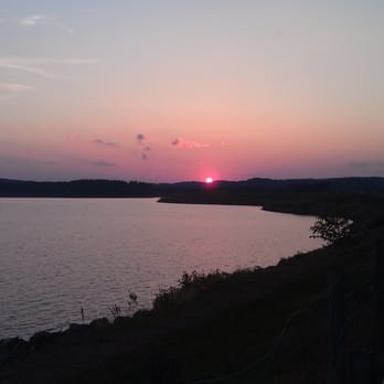 Wachusett Reservoir Dam - Sunset seen from the hiking trail - Hiking Near Me - Clinton, Massachusetts