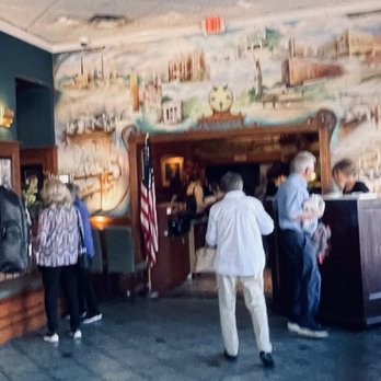 Bright Star Restaurant - Inside entry spot - Southern Near Me - Bessemer, Alabama