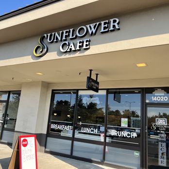 Sunflower Cafe - Entrance - Breakfast & Brunch Near Me - Renton, Washington