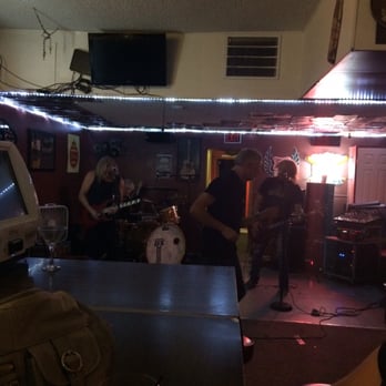 Scotty's Grub and Pub - Bathroom thru the middle of the band...lol. - Dive Bars Near Me - Puyallup, Washington