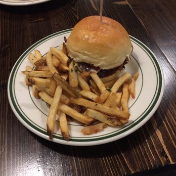 Grind Burger Kitchen - B & B - Burgers Near Me - Louisville, Kentucky
