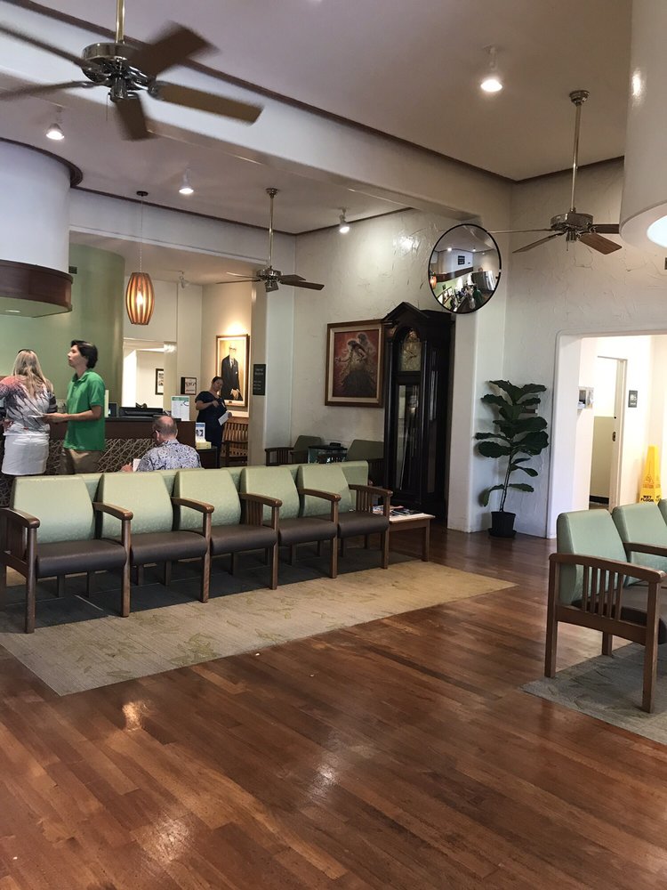 STRAUB CLINIC AND HOSPITAL STRODE BUILDING, DR. LEE YOUNG Updated