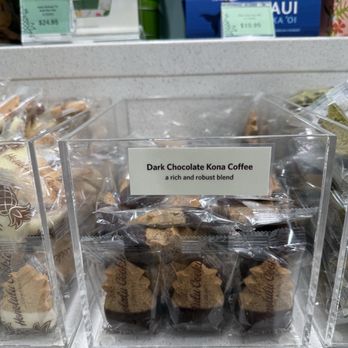 Honolulu Cookie Company - Desserts Near Me - Lahaina, Hawaii