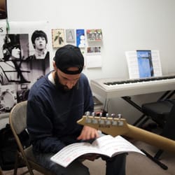 Mike Jerant Guitar, Bass, Uke and Piano Instruction