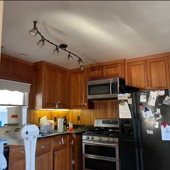 Level Contractor - our kitchen before - General Contractors Near Me Level Contractor - our kitchen before - General Contractors Near Me