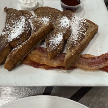 Honor Cafe Conroe - Breakfast & Brunch Near Me - Conroe, Texas