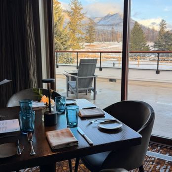 Fairmont Jasper Park Lodge - inside - Hotels Near Me - Jasper, Alberta