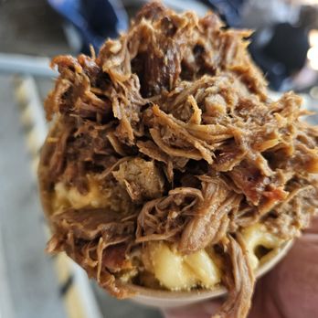 Mac Truck - Food Trucks Near Me Mac Truck - Food Trucks Near Me