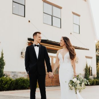 Oak + Ivy Venue - Venues & Event Spaces Near Me - Aubrey, Texas Oak + Ivy Venue - Venues & Event Spaces Near Me - Aubrey, Texas