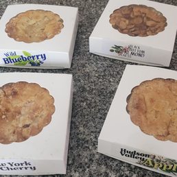 Mini pie assortment