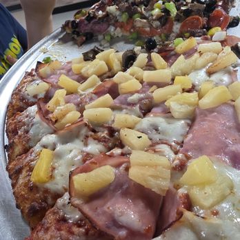Mountain Mike's Pizza - Hawaiian/Everest combo - Pizza Near Me - Sacramento, California