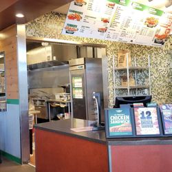 Wingstop - Interior