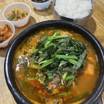 Narrow Street 512 - Korean Near Me - Austin, Texas Narrow Street 512 - Korean Near Me - Austin, Texas