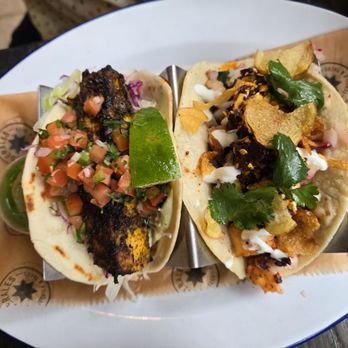 Federales Tacos & Tequila - Logan Square - Mahi Mahi and octopus tacos - Bars Near Me - Chicago, Illinois Federales Tacos & Tequila - Logan Square - Mahi Mahi and octopus tacos - Bars Near Me - Chicago, Illinois