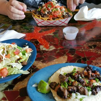 The Stand - Carne asada taco & nachos and beef american taco - Mexican Near Me - Seaside, Oregon