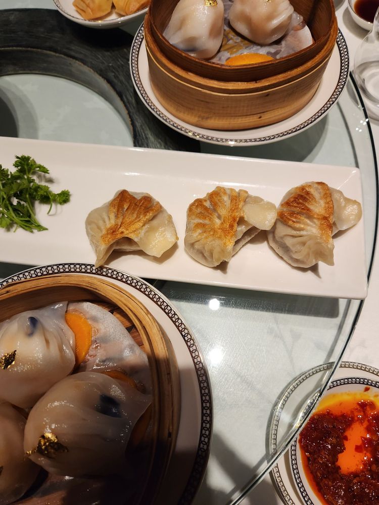 Shang Palace