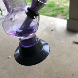 The Wild Side Smoke Shop - Bubbler I purchased that was leaking from the bottom.
