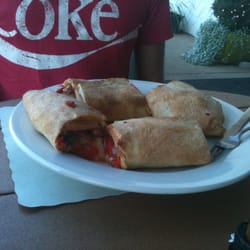 Francesco Pizzeria - Strombolo